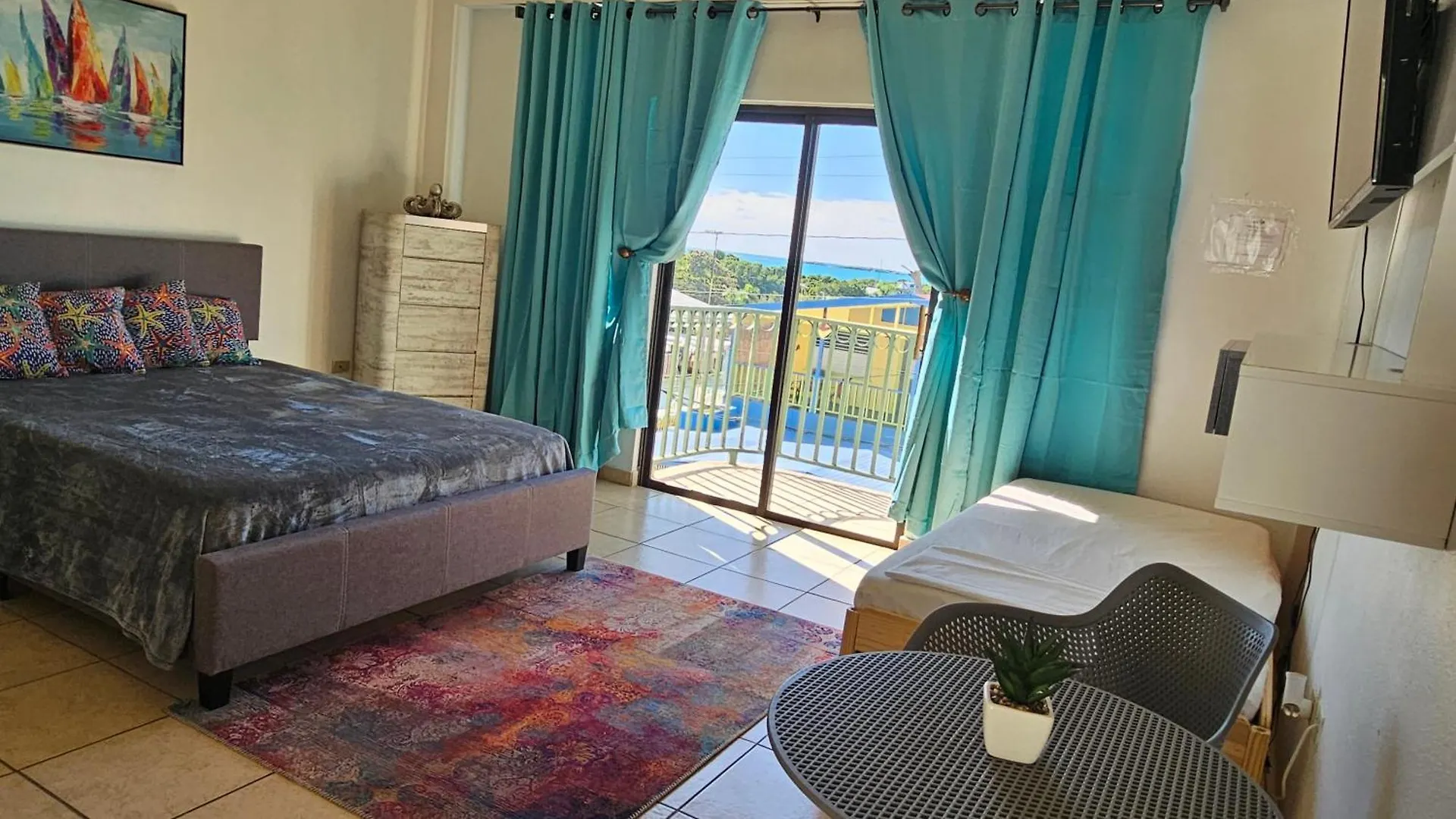 아파트 Parguera Suites 라하스
